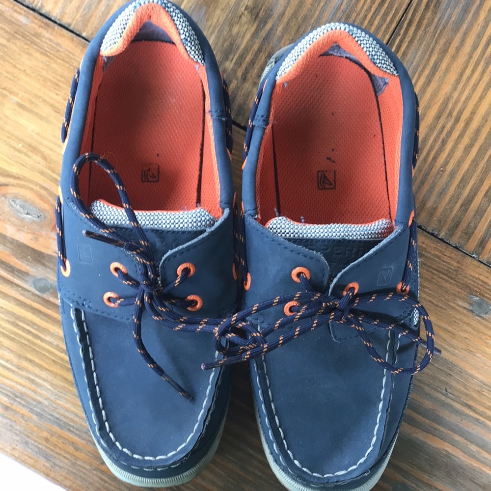 SPERRYS! - Picture 2 of 4